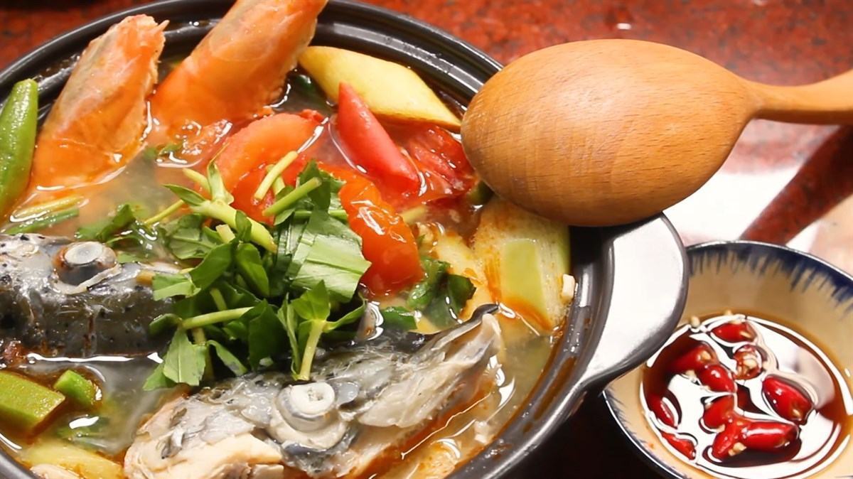 cách nấu canh chua đầu cá hồi tôm cách nấu canh chua đầu cá hồi tôm