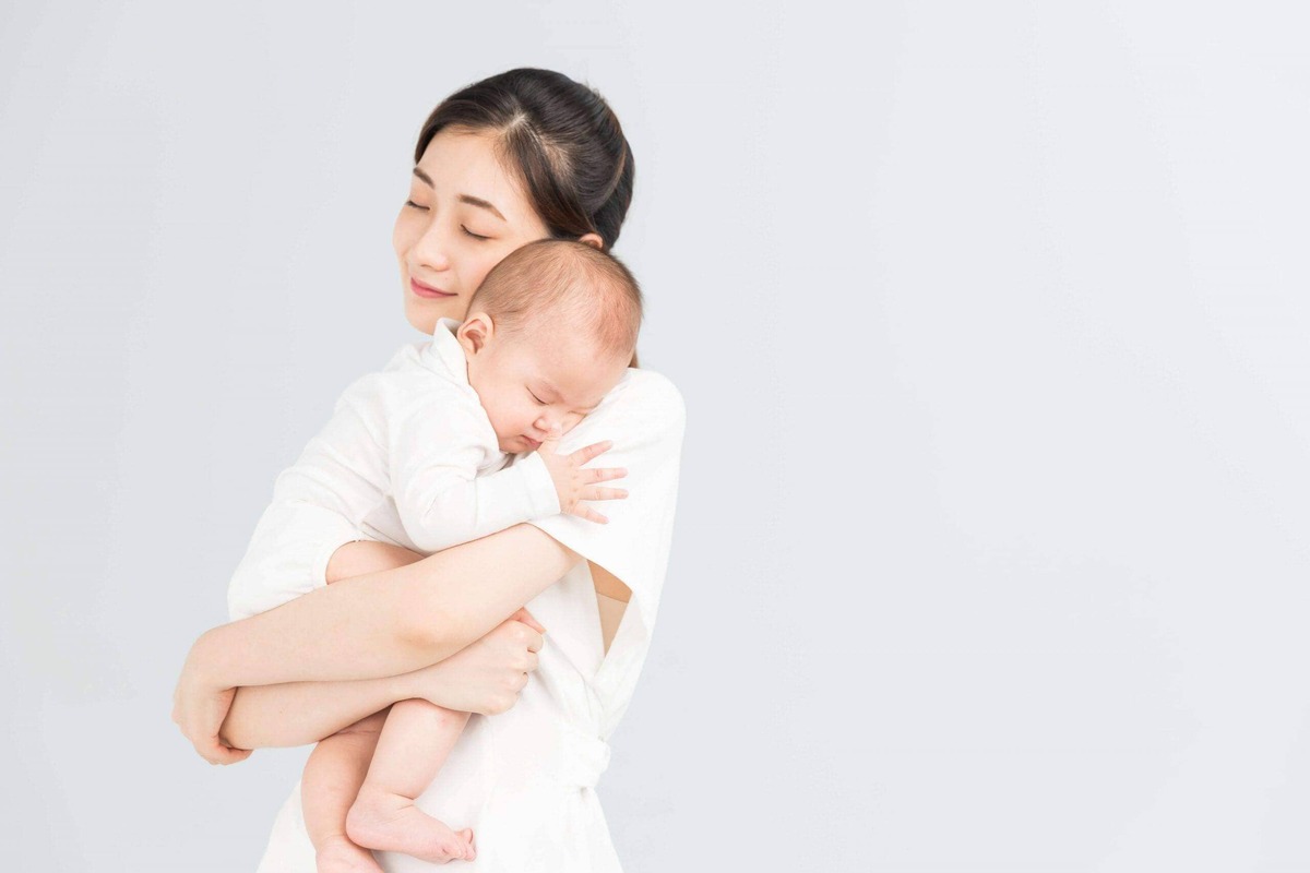 Tại sao cần dưỡng da sau sinh Tại sao cần dưỡng da sau sinh