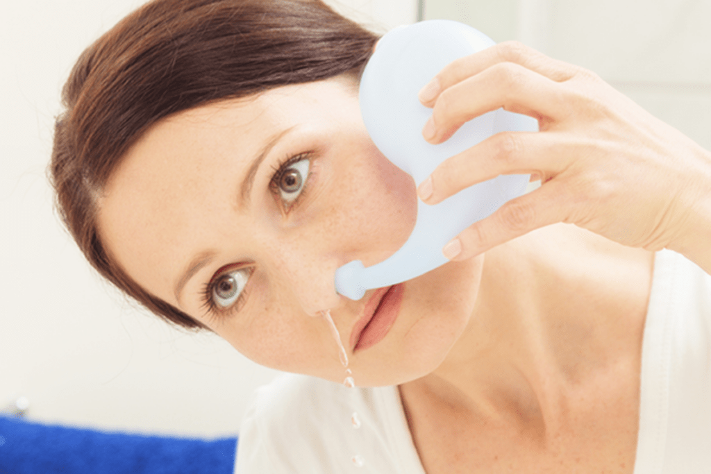 chữa viêm mũi dị ứng bằng nước muối