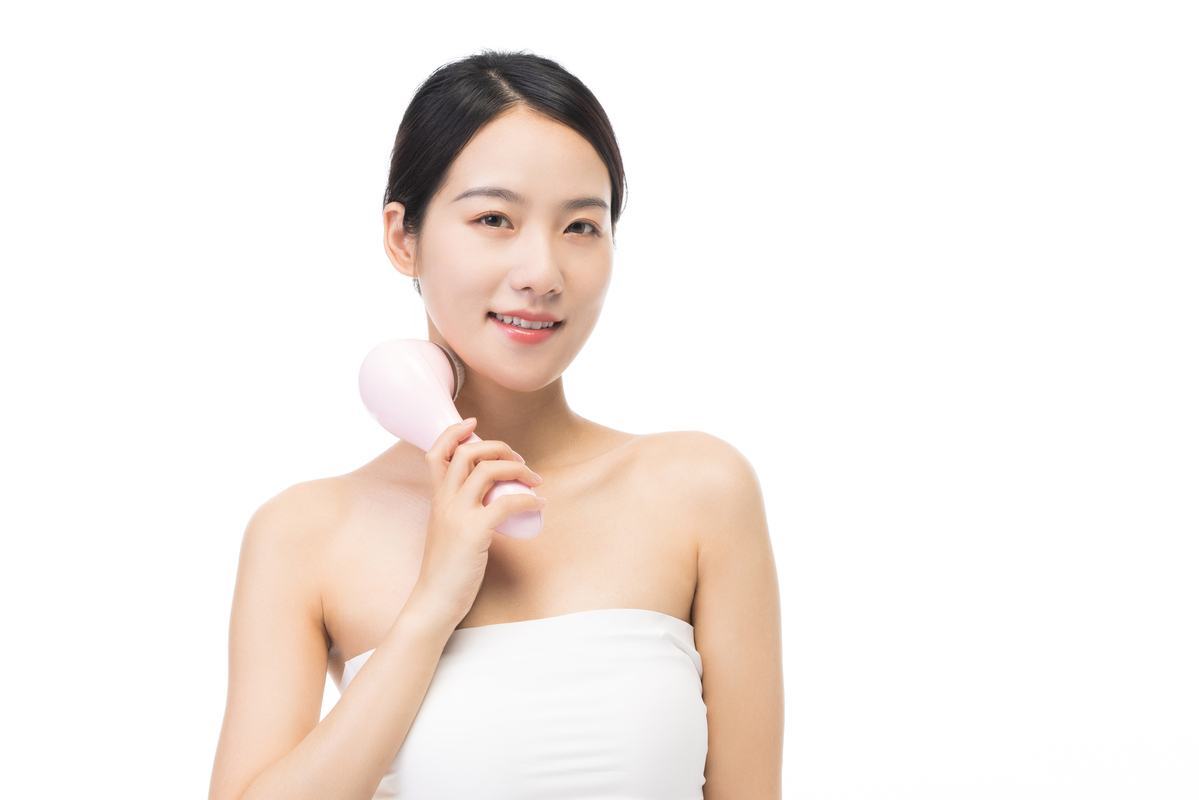 da nhạy cảm có nên dùng máy rửa mặt da nhạy cảm có nên dùng máy rửa mặt