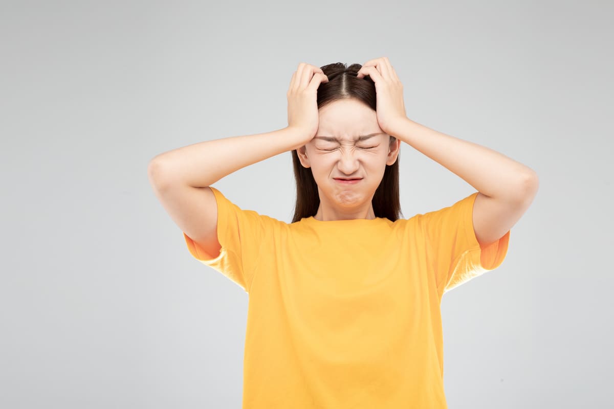không nên so sánh bản thân với người khác khủng hoảng tuổi 25
