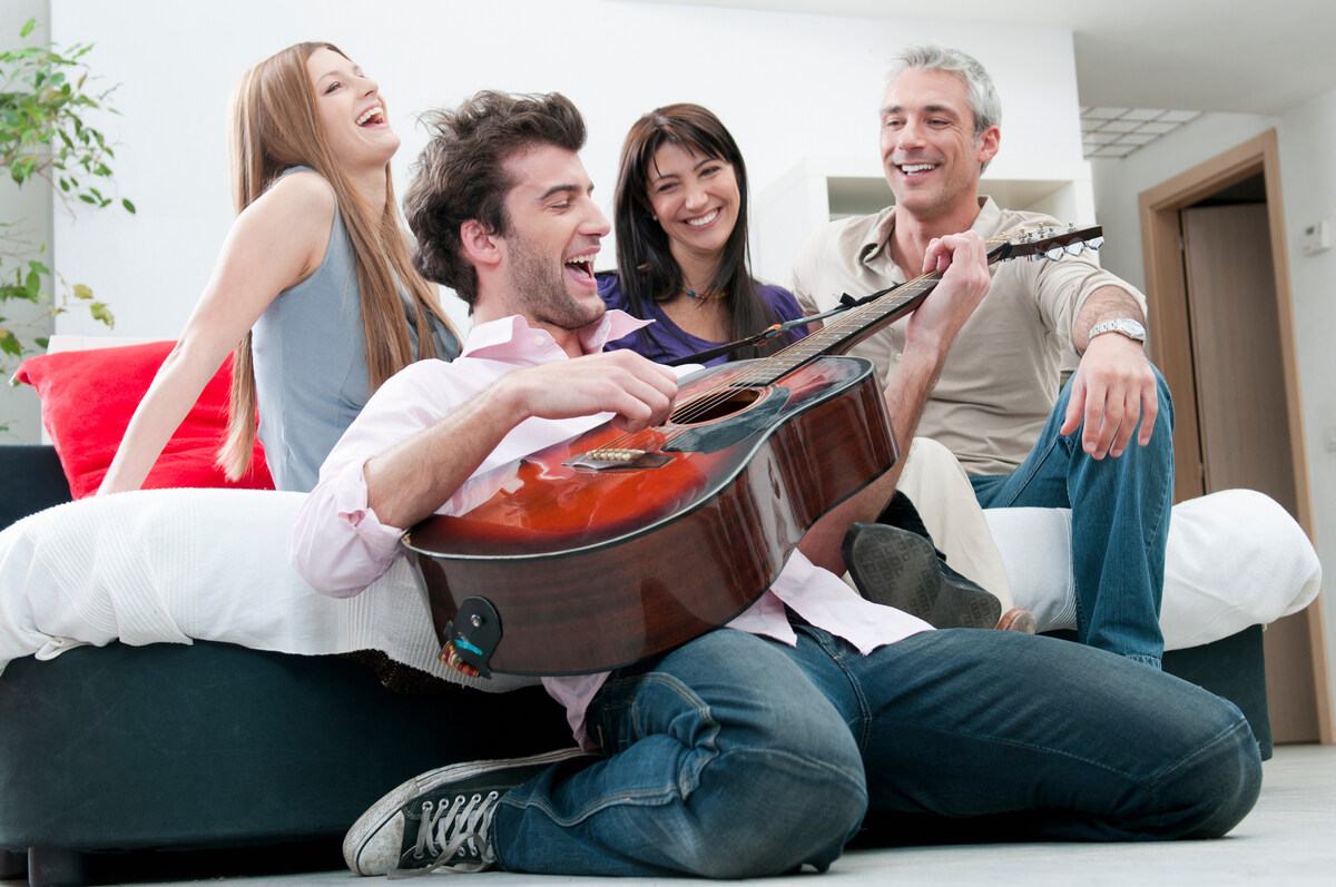 người hướng ngoại không thích ở một mình
