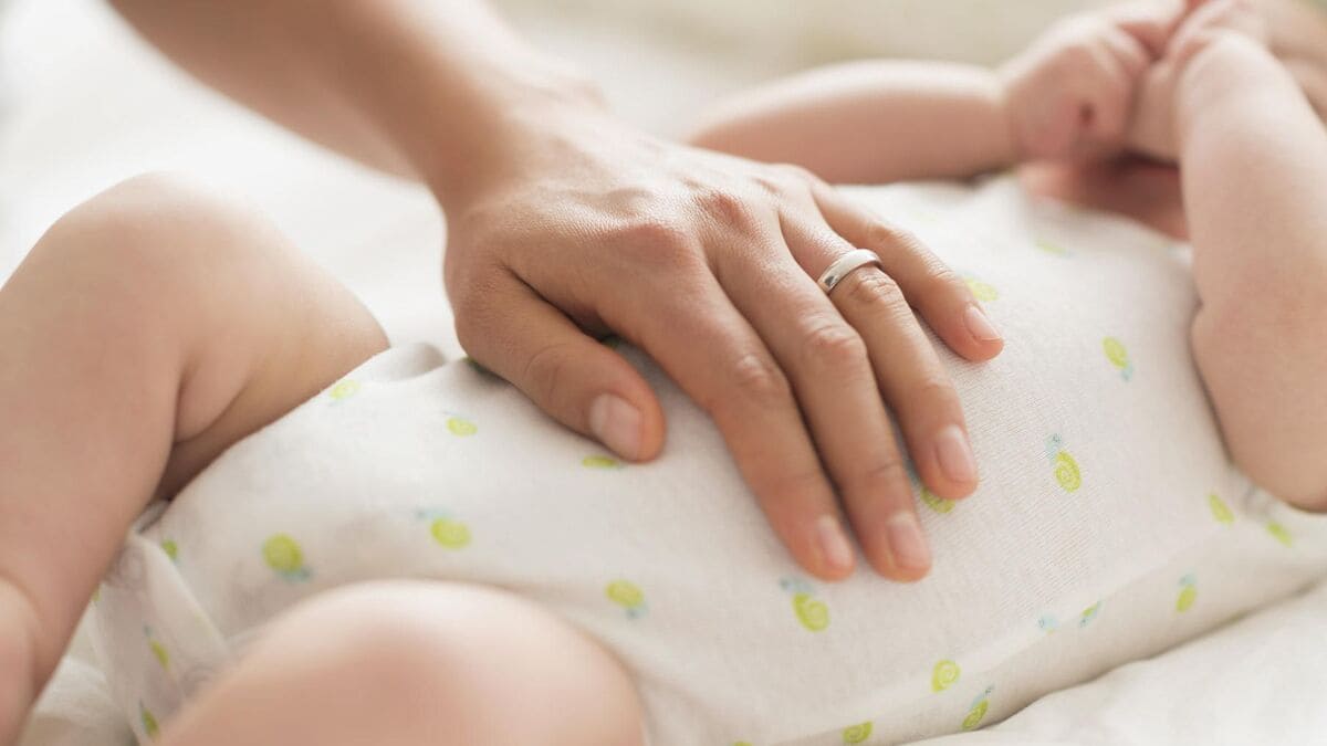 Dấu hiệu nhiễm trùng đường ruột ở trẻ em Dấu hiệu nhiễm trùng đường ruột ở trẻ em