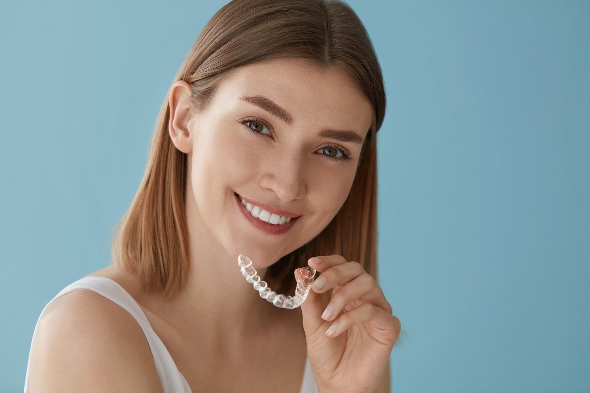 Ai thích hợp niềng răng trong suốt Ai thích hợp niềng răng trong suốt