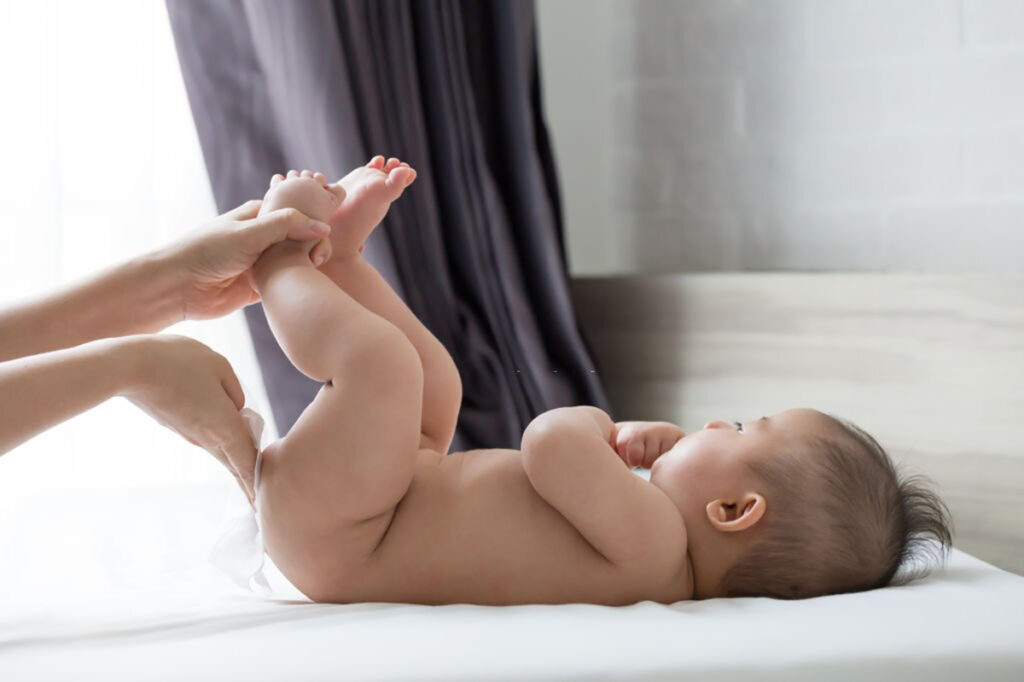 tinh hoàn ẩn có nguy hiểm không