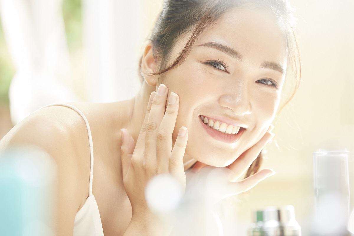 Cách trị sẹo thủy đậu bằng nước hoa hồng Cách trị sẹo thủy đậu hiệu quả