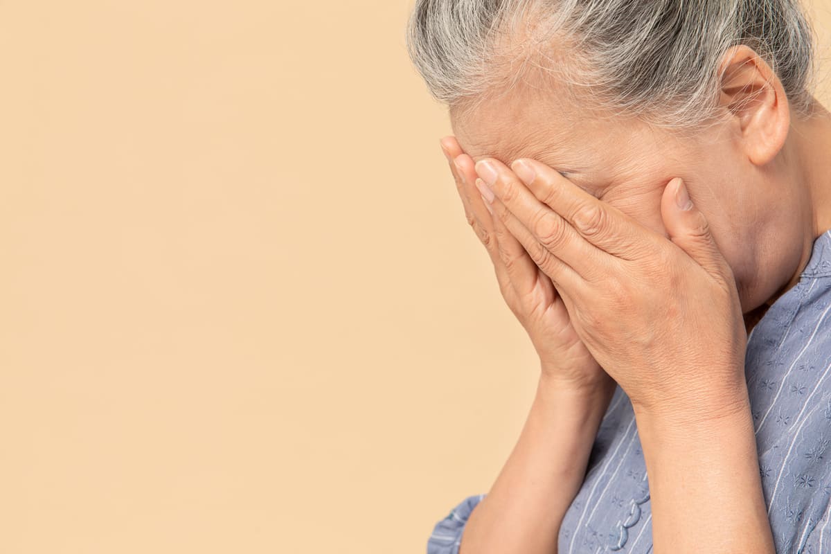 cảm thấy khó chịu trong người cảm thấy khó chịu trong người