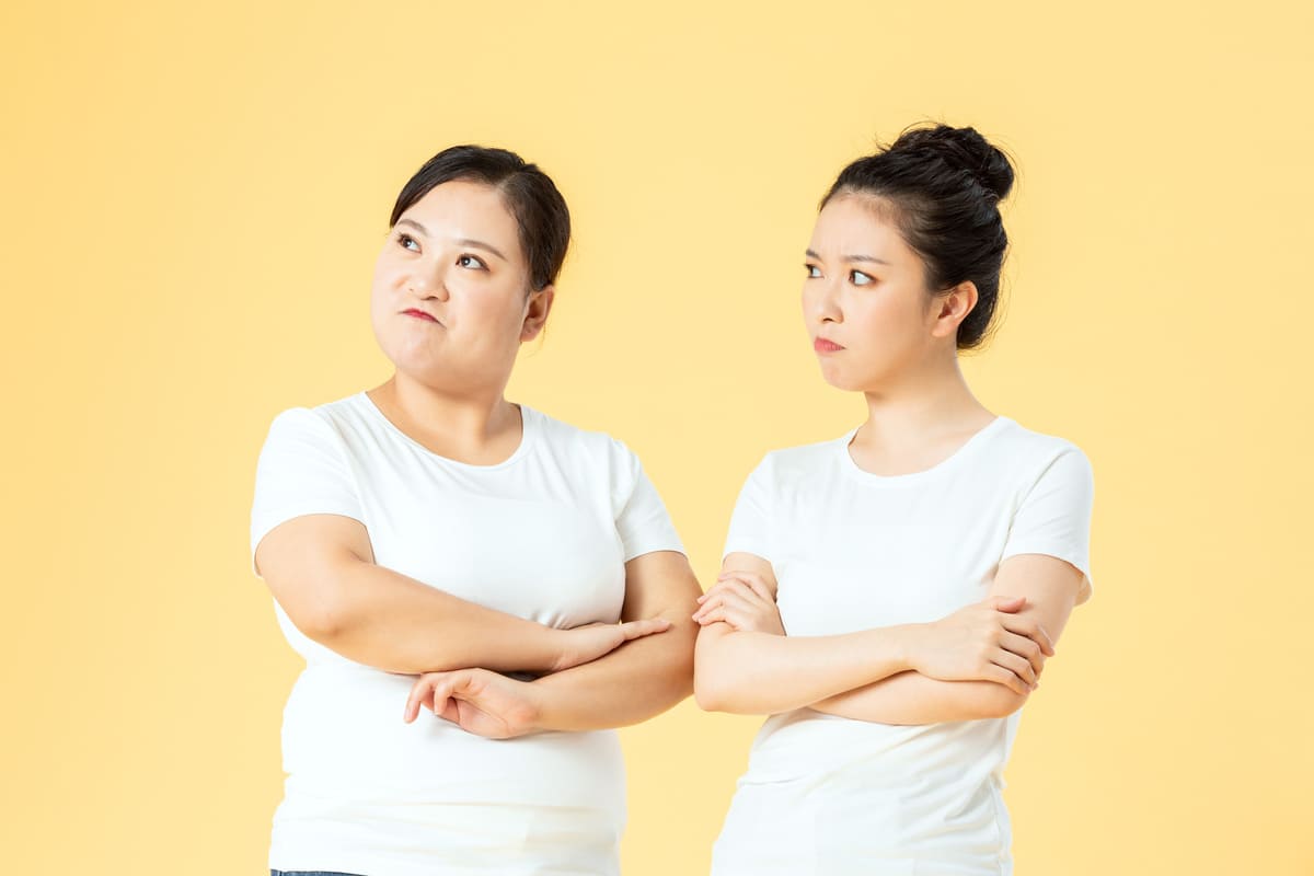 cảm giác khó chịu trong người cảm giác khó chịu trong người