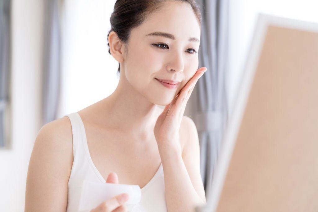 uống nước đúng cách để có làn da đẹp