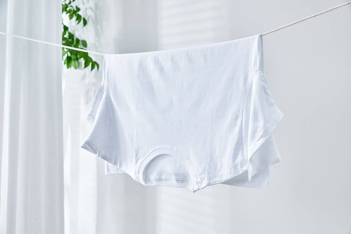 cách tẩy vết bẩn trên quần áo màu cách tẩy vết bẩn trên quần áo màu