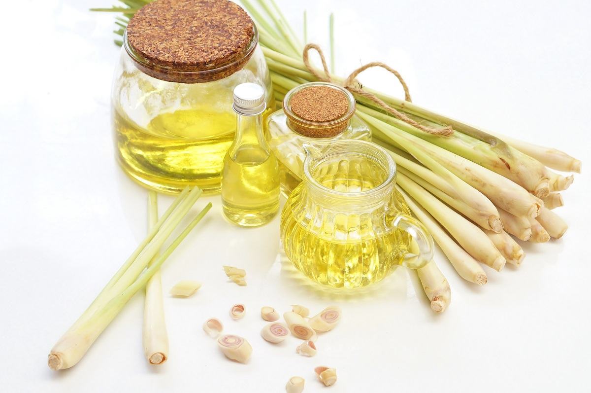 khử mùi nhựa nồi chiên bằng tinh dầu sả khử mùi nhựa nồi chiên bằng tinh dầu sả