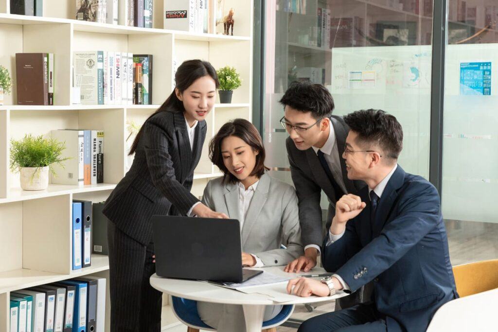 rào cản giao tiếp nơi công sở
