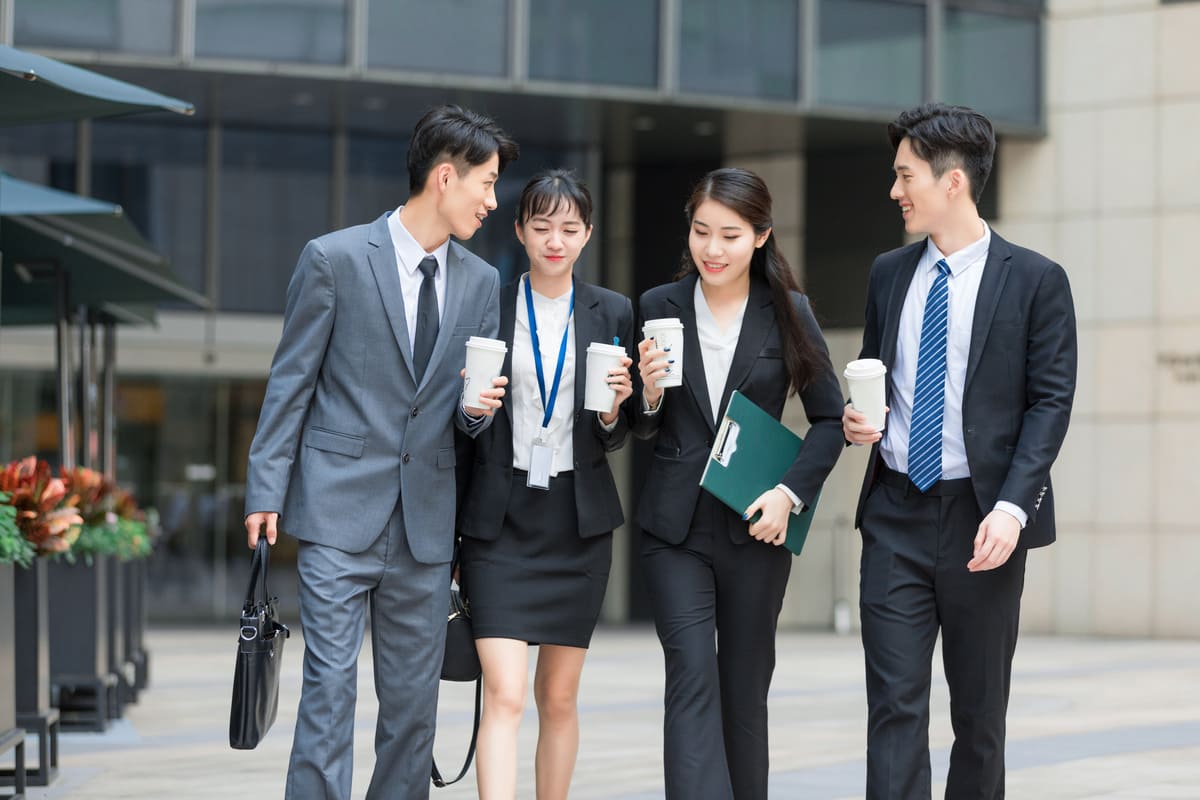 cách giao tiếp với đồng nghiệp nơi công sở