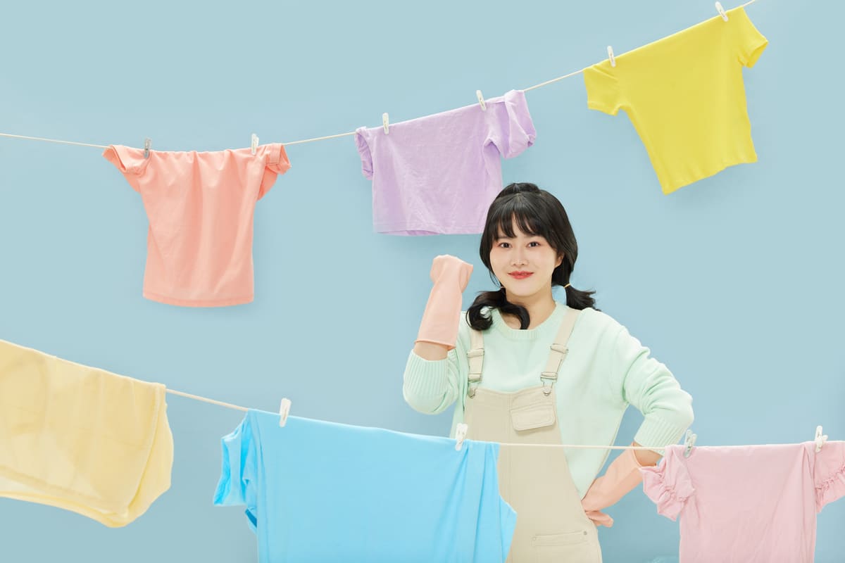 cách tẩy những vết bẩn cứng đầu trên quần áo