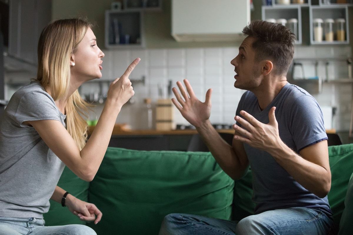 người phụ nữ nóng tính người phụ nữ nóng tính