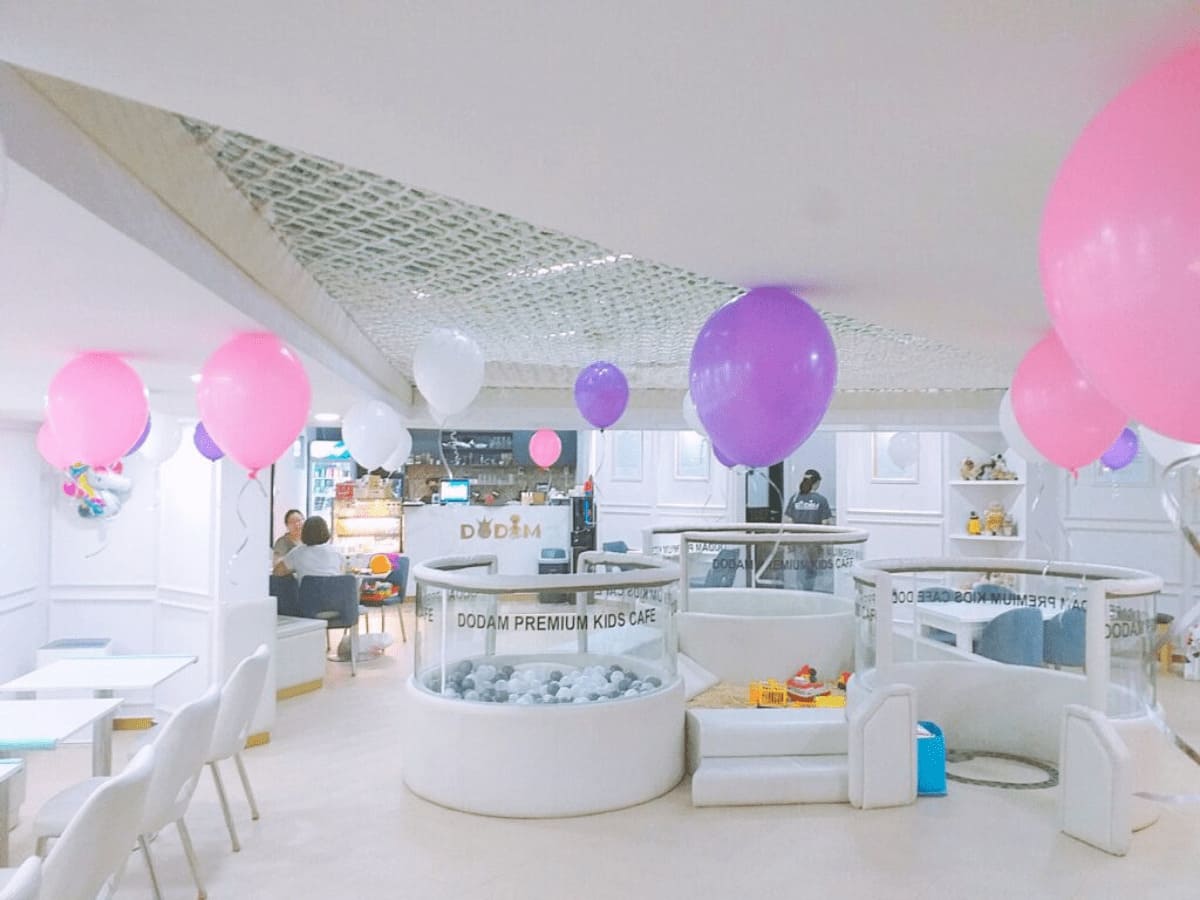 Dodam Premium Kids Cafe quán cà phê có khu vui chơi trẻ em tphcm