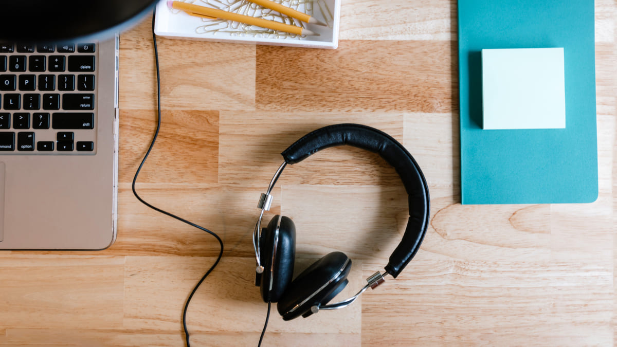 Lợi ích khi nghe podcast Lợi ích khi nghe podcast
