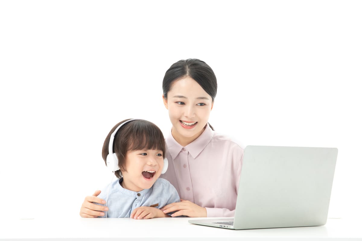 Bí kíp giúp trẻ sử dụng công nghệ đúng cách 45 dạy con sử dụng công nghệ