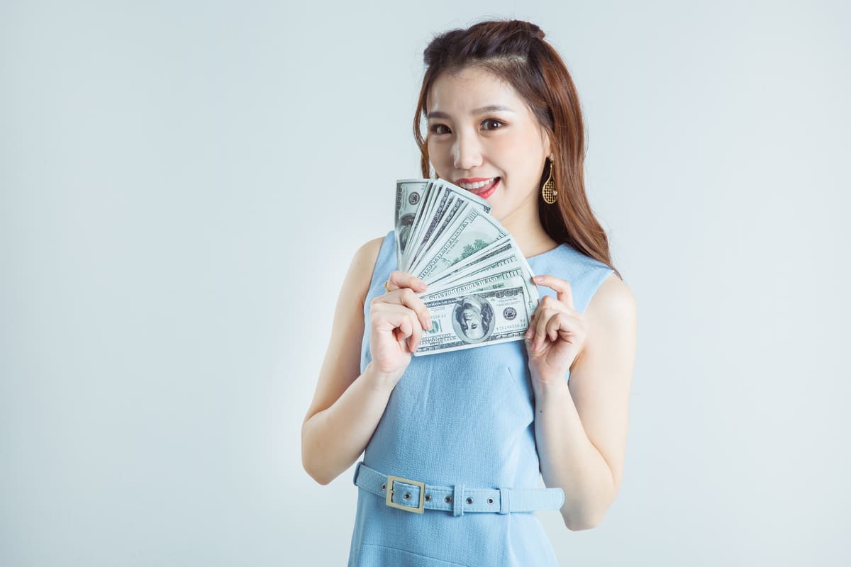 Tử vi tài chính năm 2023 của Cự Giải Tử vi tài chính năm 2023 của Cự Giải