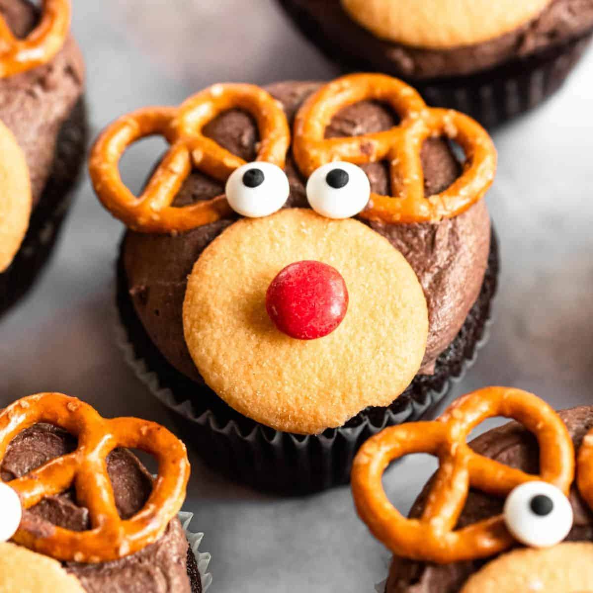 16 Mẫu bánh cupcake "phiên bản Giáng sinh" độc lạ 52 16 Mẫu bánh cupcake "phiên bản Giáng sinh" độc lạ 24