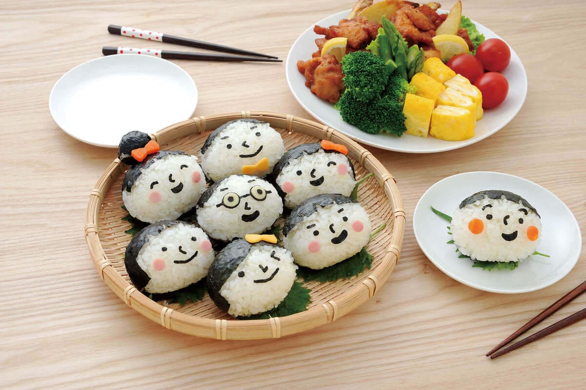 Bật mí cùng mẹ: Bé 2 tuổi ăn bao nhiêu cơm là đủ? 36 chế độ dinh dưỡng cho bé 2 tuổi
