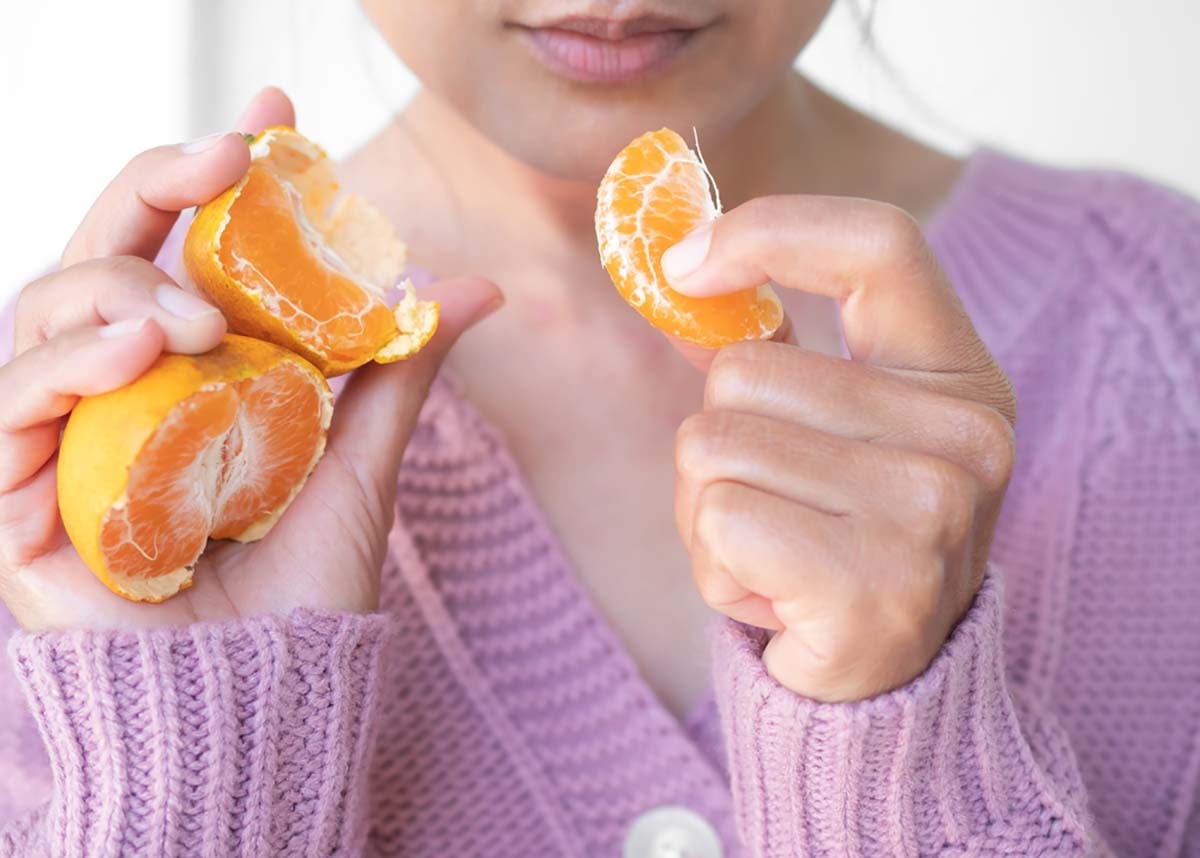 trái cây lưu ý cách vệ sinh răng miệng sau khi phun môi