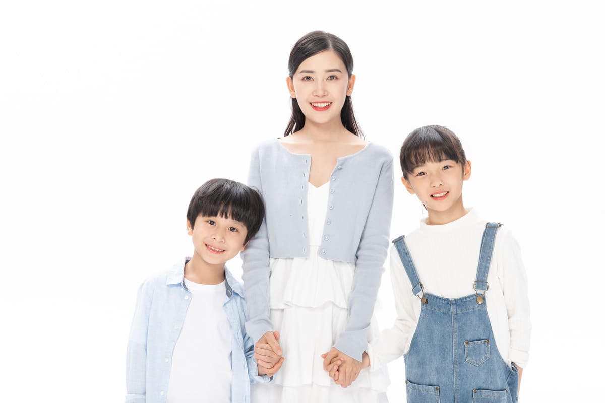 Làm thế nào vượt qua cảm giác cô đơn khi làm mẹ đơn thân? 39 cảm giác cô đơn trống trải