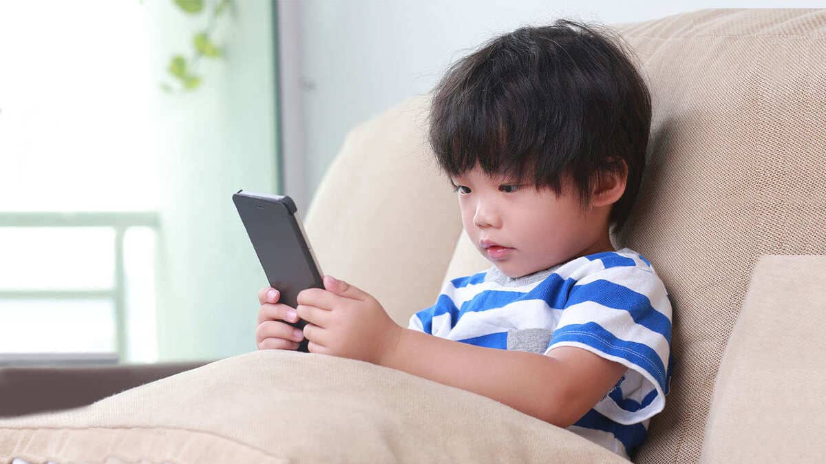 trẻ em Chơi TikTok có an toàn cho trẻ em không