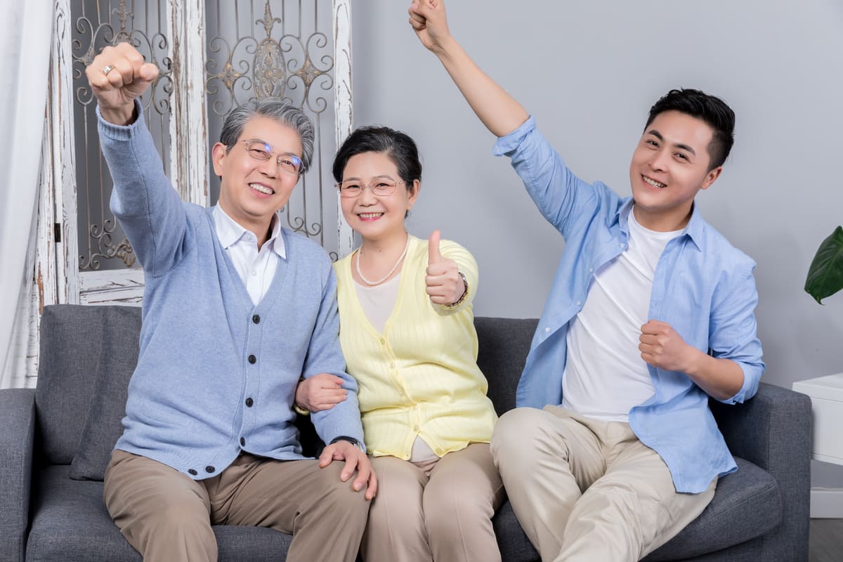 Làm sao khi mẹ chồng ghen với con dâu? 37 tâm lý mẹ chồng