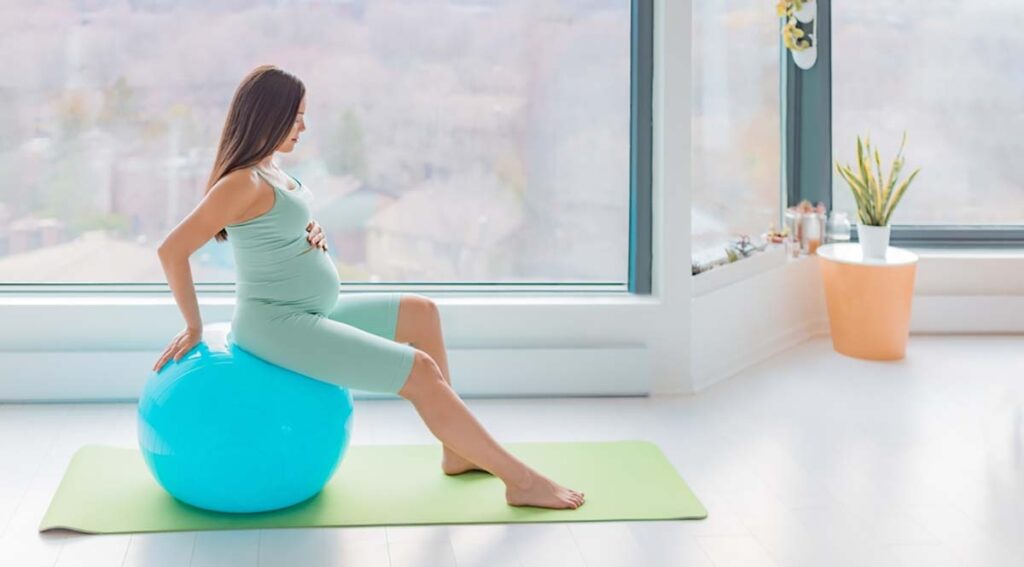 Các mẹo dân gian giúp chuyển dạ nhanh cho bà bầu 3
