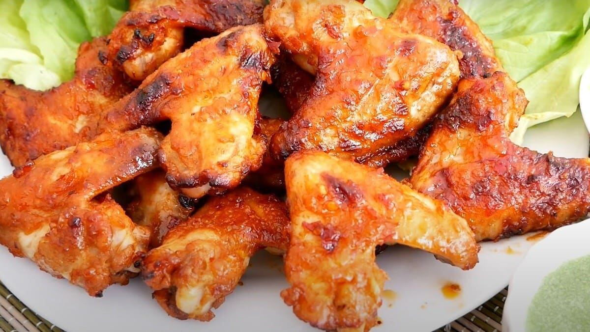 7 món nướng dễ làm cho ngày trời trở lạnh 41 Cánh gà nướng mật ong