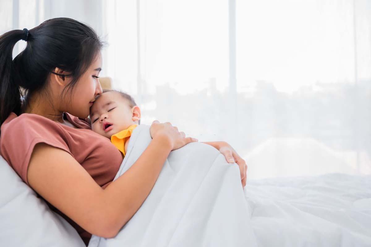 Tại sao trẻ sơ sinh ngủ hay rặn è è và vặn mình đỏ mặt? 35 tại sao trẻ sơ sinh ngủ hay rặn è è và cách dỗ bé ngủ