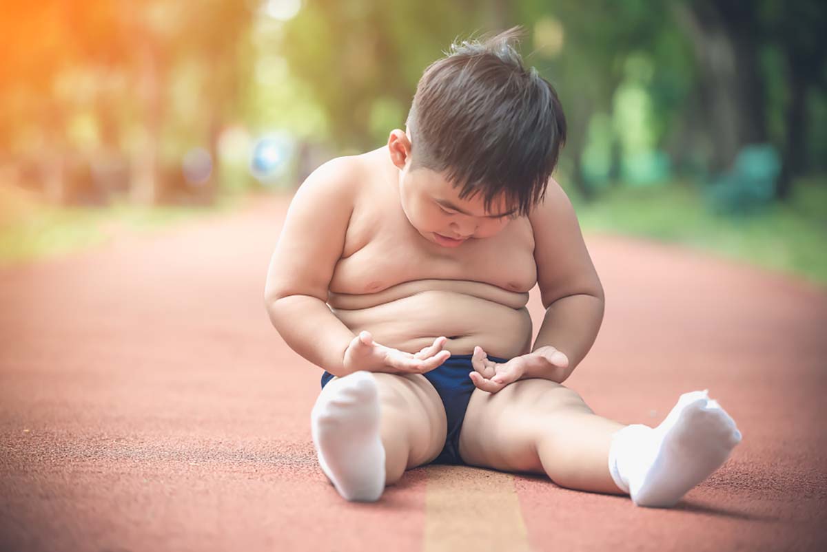 lưu ý trẻ mấy tháng ăn được váng sữa