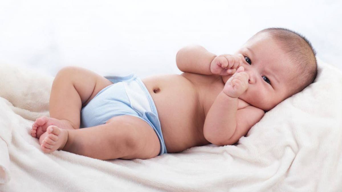 Mách mẹ cách vệ sinh vùng kín trẻ sơ sinh chuẩn chỉnh nhất! 37 vệ sinh vùng kín