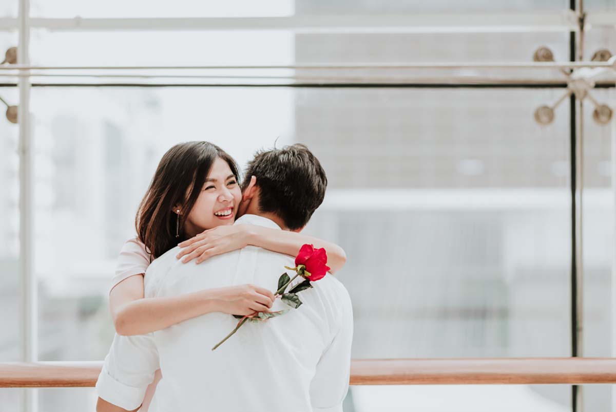 những Bí quyết yêu lâu không chán