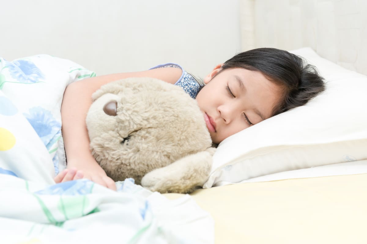 giấc ngủ cách chăm sóc sức khỏe cho trẻ em