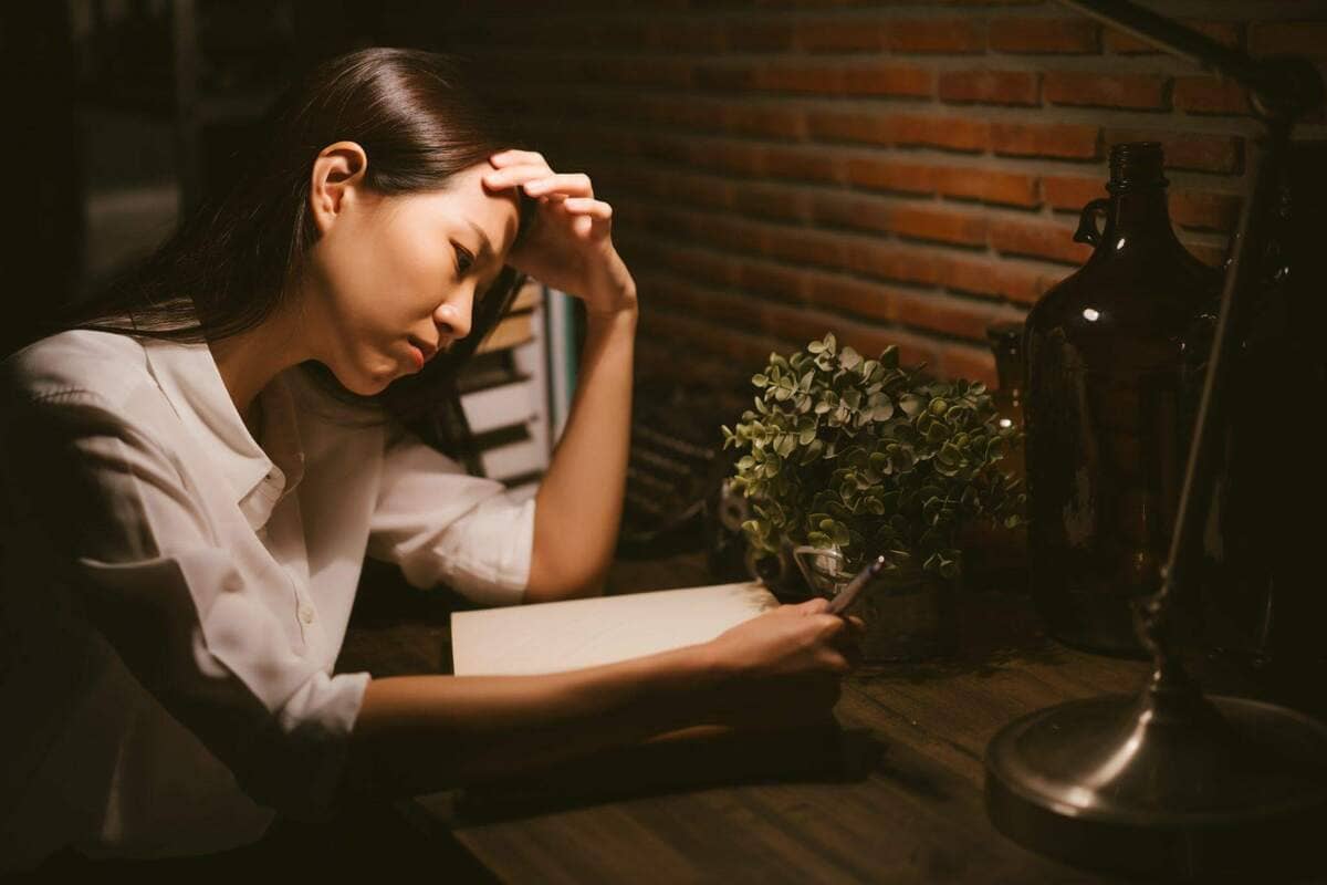 chồng cho người yêu cũ vay tiền