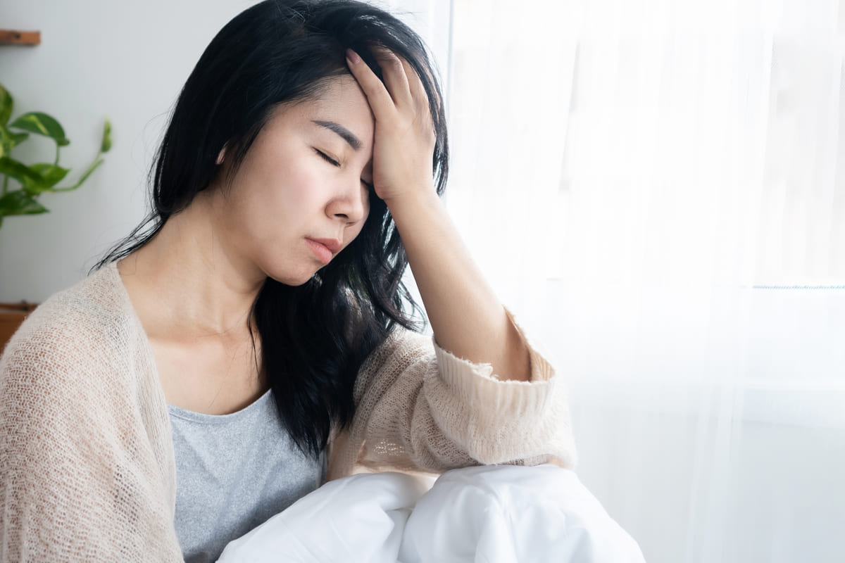 Uống rượu bị đau đầu: Làm sao để "cứu nguy" sau mỗi đêm tiệc? 37 uống rượu đau đầu