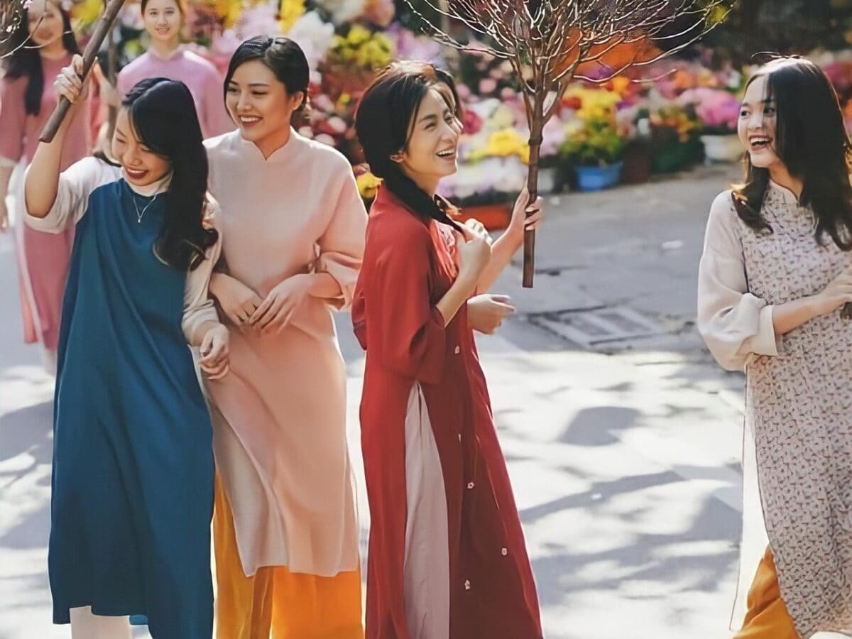 những kiểu tóc đẹp mặc áo dài