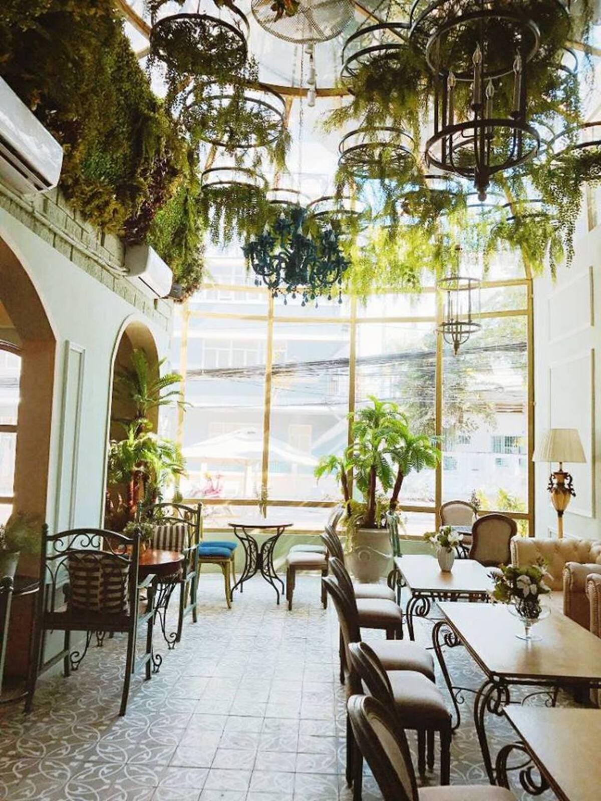 Bỏ túi 8 quán cà phê đẹp ở Đà Nẵng, vi vu du lịch vẫn có hình đẹp 39 Pavilion Garden