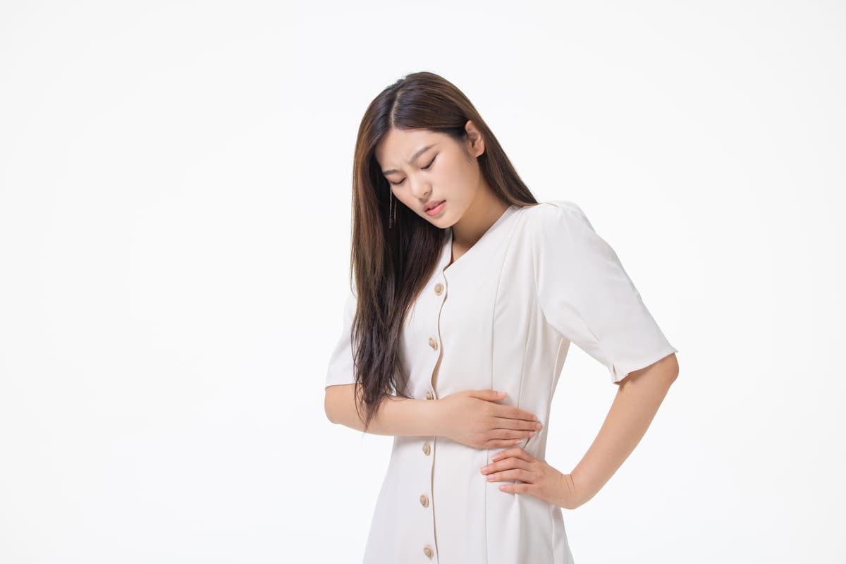 đau bụng triệu chứng tắc vòi trứng
