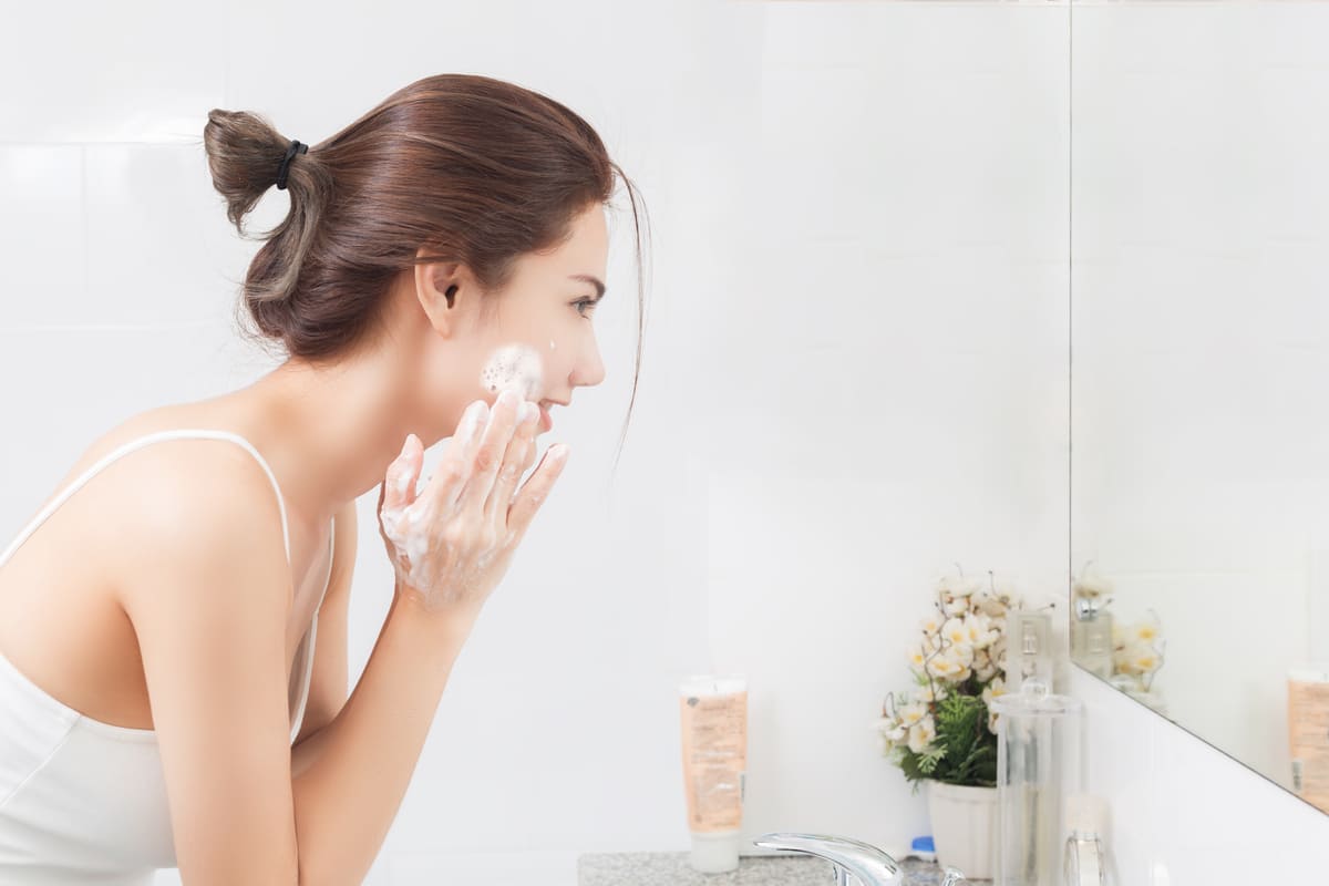Niacinamide là gì, công dụng dưỡng da có "thần thánh" như lời đồn? 38 sản phẩm dưỡng da chứa Niacinamide