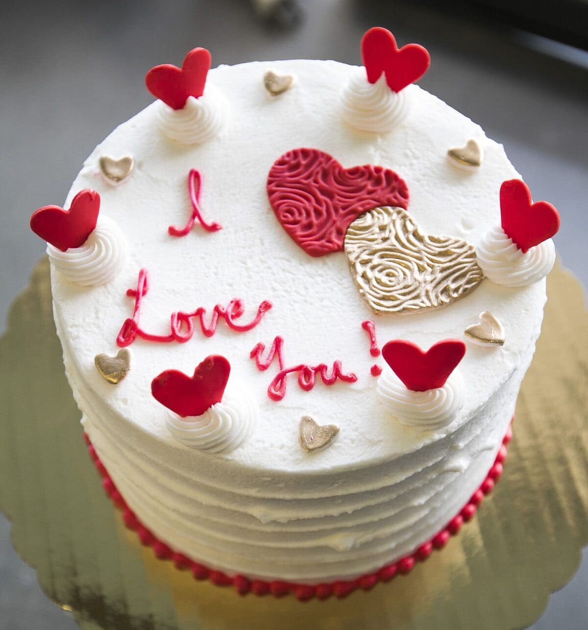 20+ ý tưởng trang trí bánh kem Valentine cực ngọt ngào cho người thương 22