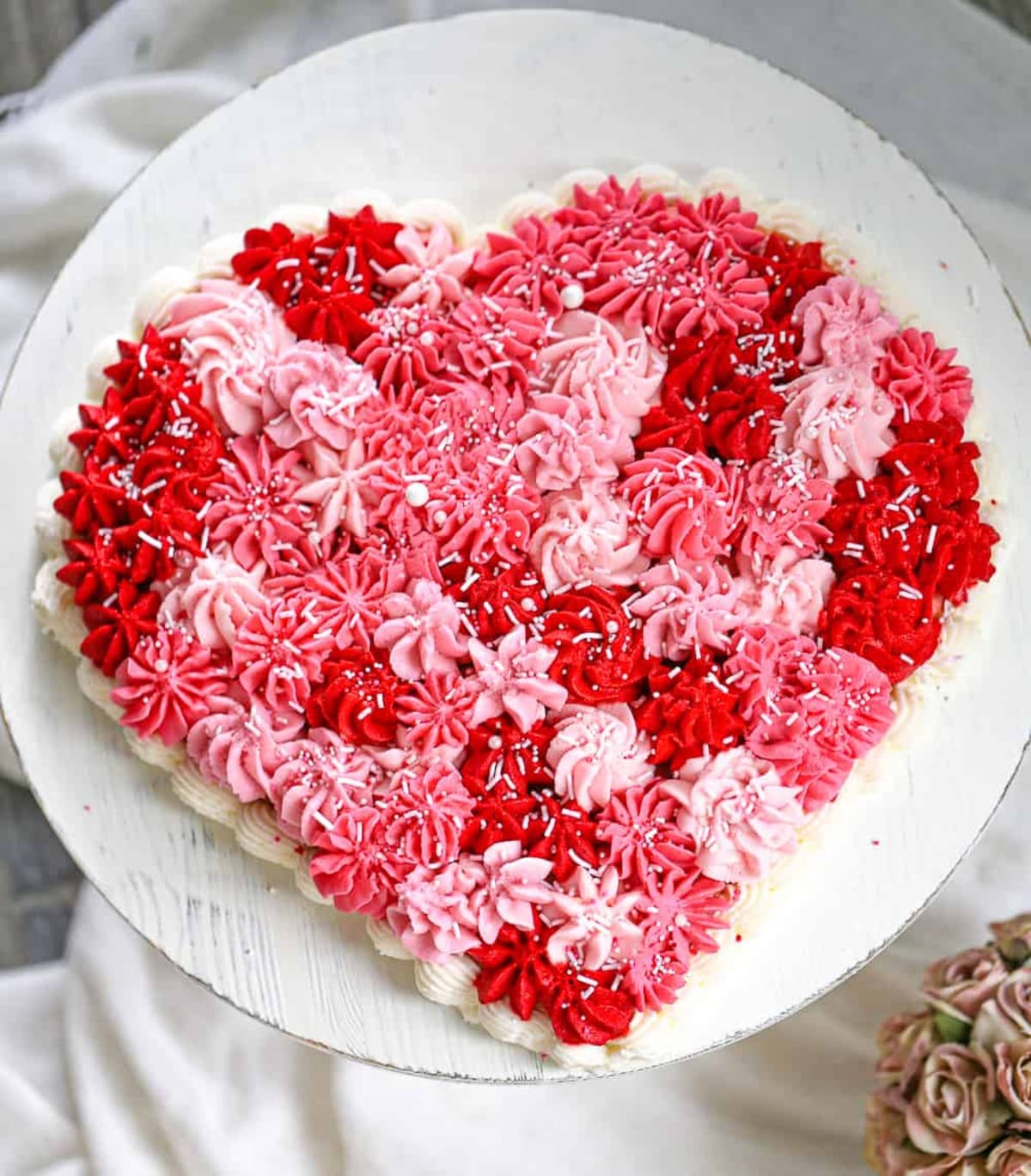 20+ ý tưởng trang trí bánh kem Valentine cực ngọt ngào cho người thương 23