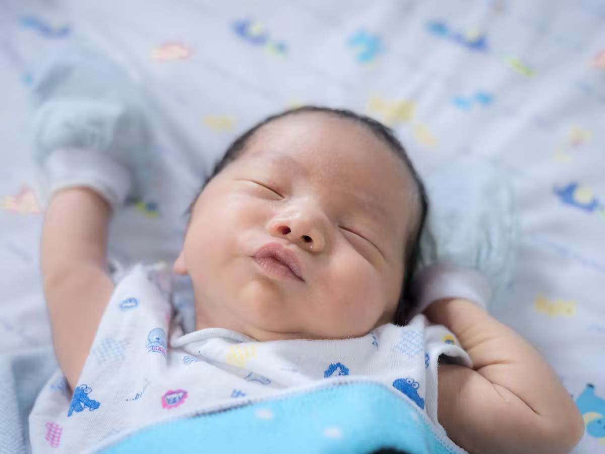 trẻ 2 tháng tuổi cách chữa khò khè cho trẻ 2 tháng tuổi theo chuyên gia