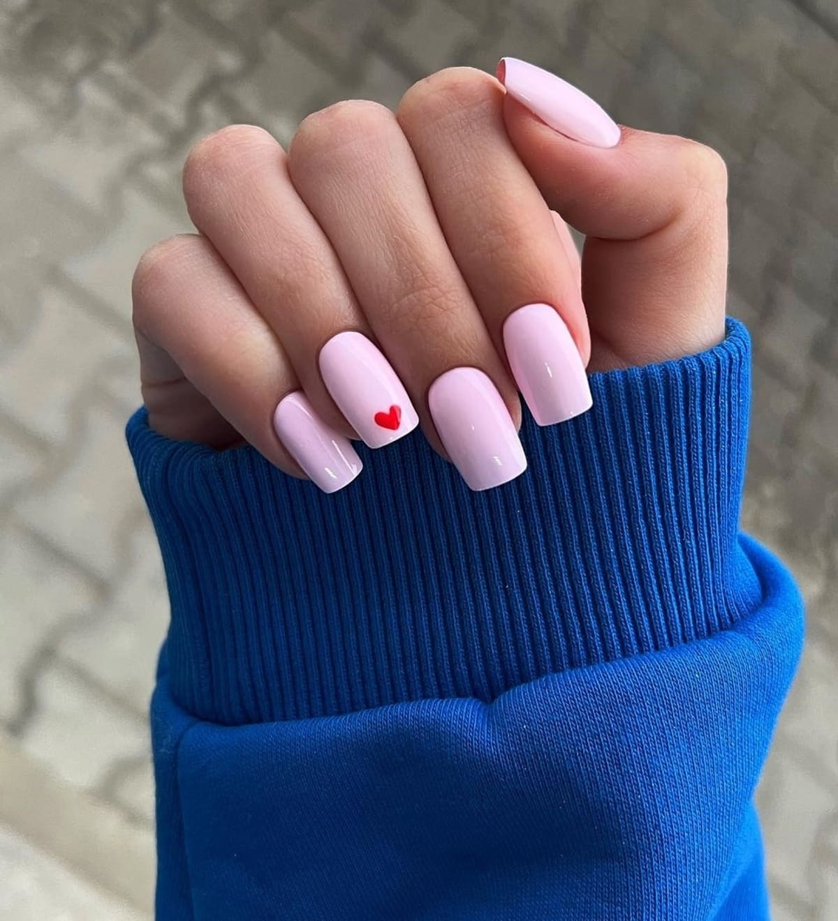 Gợi ý 15+ mẫu nail màu hồng ngọt ngào cho ngày 8/3 63 Gợi ý 15+ mẫu nail màu hồng ngọt ngào cho ngày 8/3 34