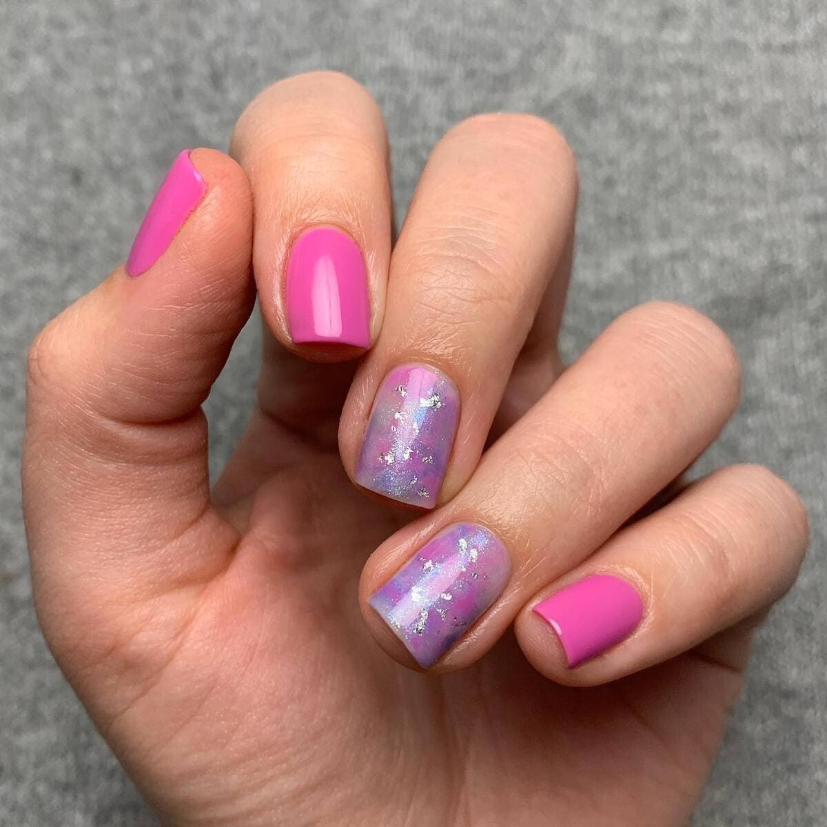 Gợi ý 15+ mẫu nail màu hồng ngọt ngào cho ngày 8/3 75 Gợi ý 15+ mẫu nail màu hồng ngọt ngào cho ngày 8/3 46