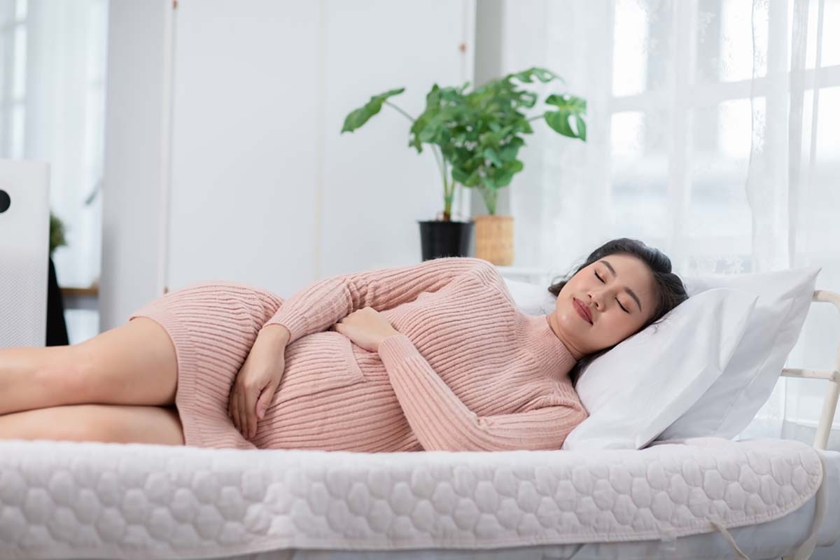 nằm ngửa bụng cứng khi mang thai cần thay đổi tư thế ngủ nằm ngửa bụng cứng khi mang thai cần thay đổi tư thế ngủ