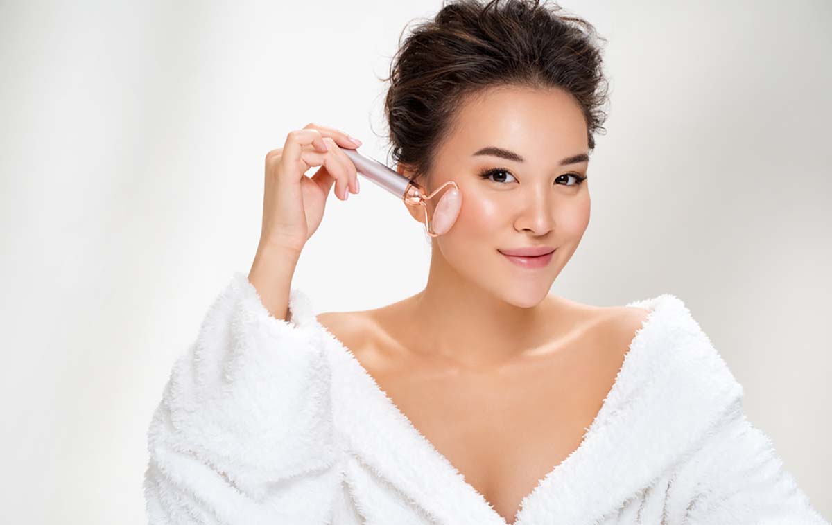 Các phương pháp nâng cơ mặt không xâm lấn ngay tại nhà