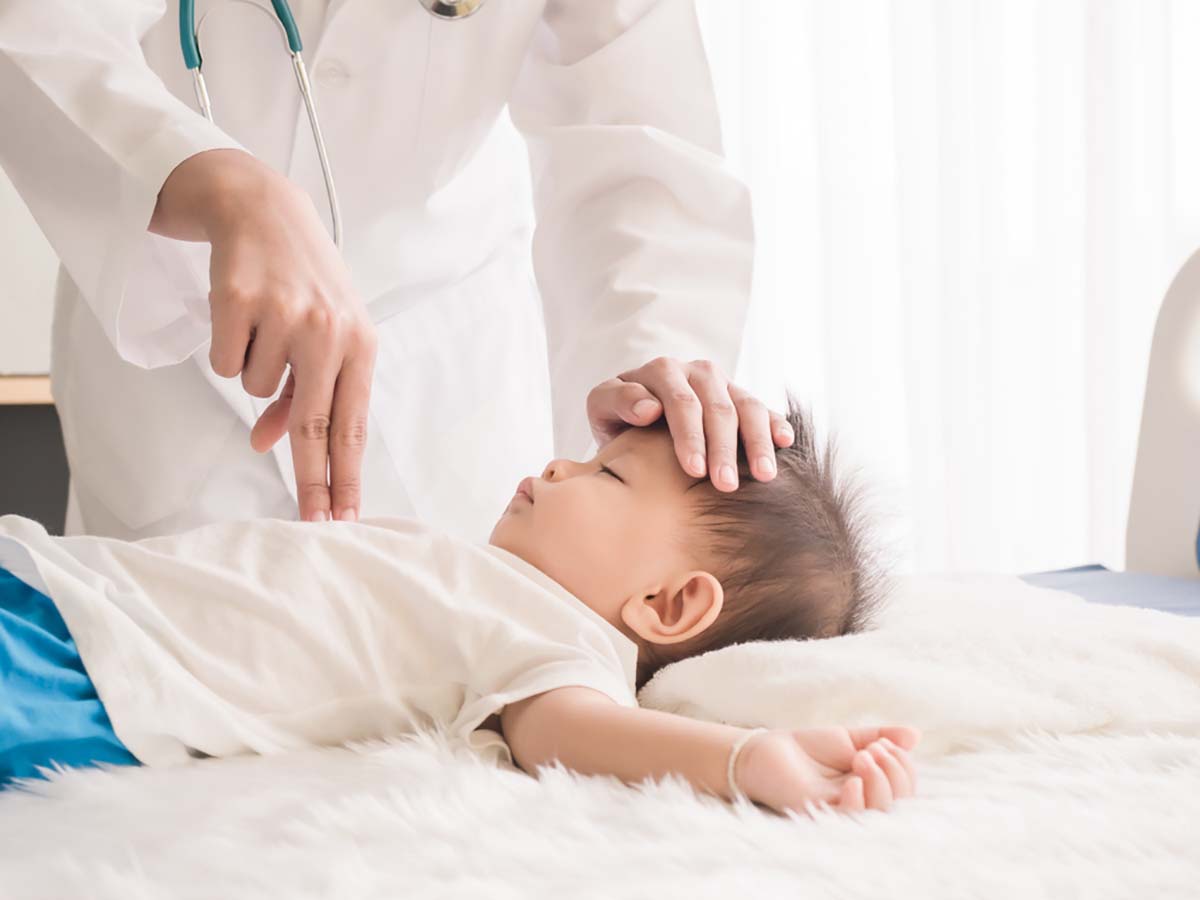 Nhịp tim trẻ em bao nhiêu là bình thường? Cách đo chuẩn 37 nhịp tim trẻ em bất thường cần sơ cứu
